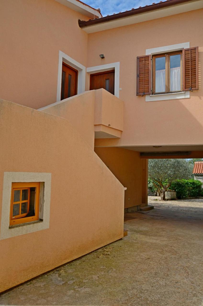 Apartments Josip Pavicini Exteriér fotografie